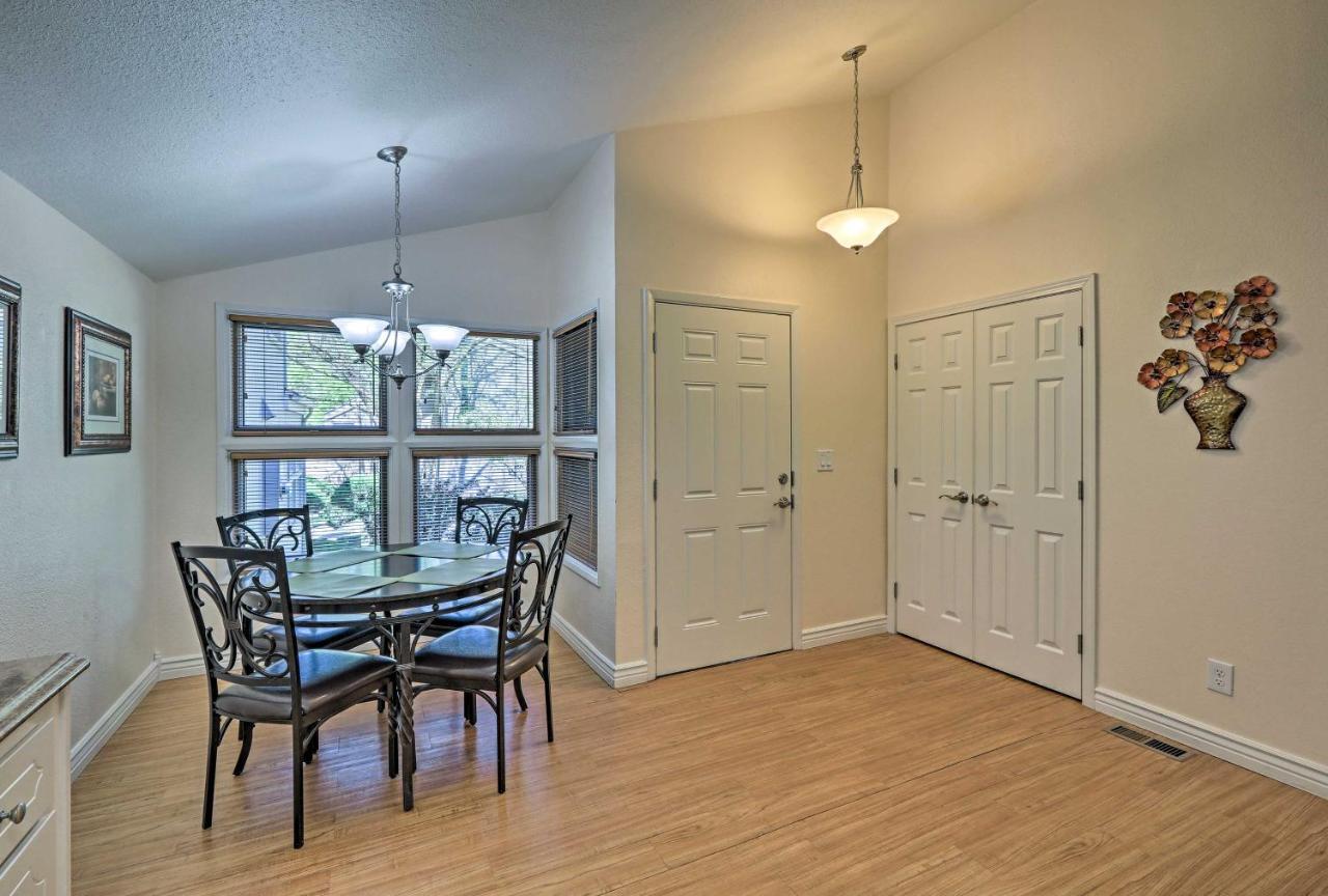 Flagstaff Townhome With Deck Easy Access Downtown! Luaran gambar