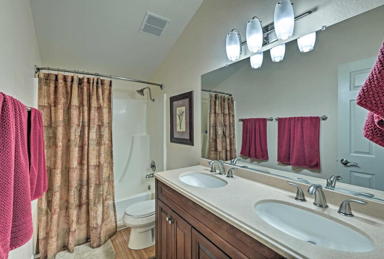 Flagstaff Townhome With Deck Easy Access Downtown! Luaran gambar