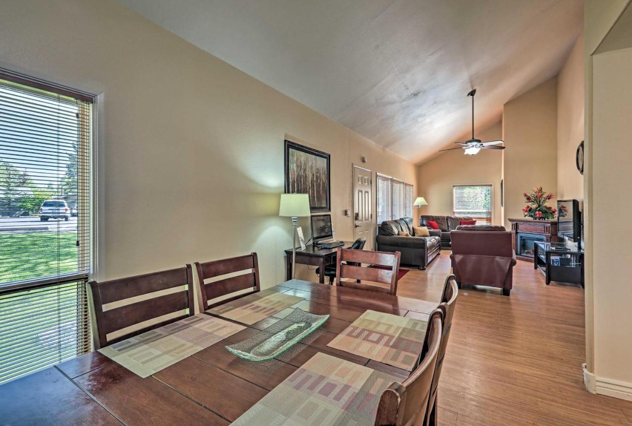 Flagstaff Townhome With Deck Easy Access Downtown! Luaran gambar