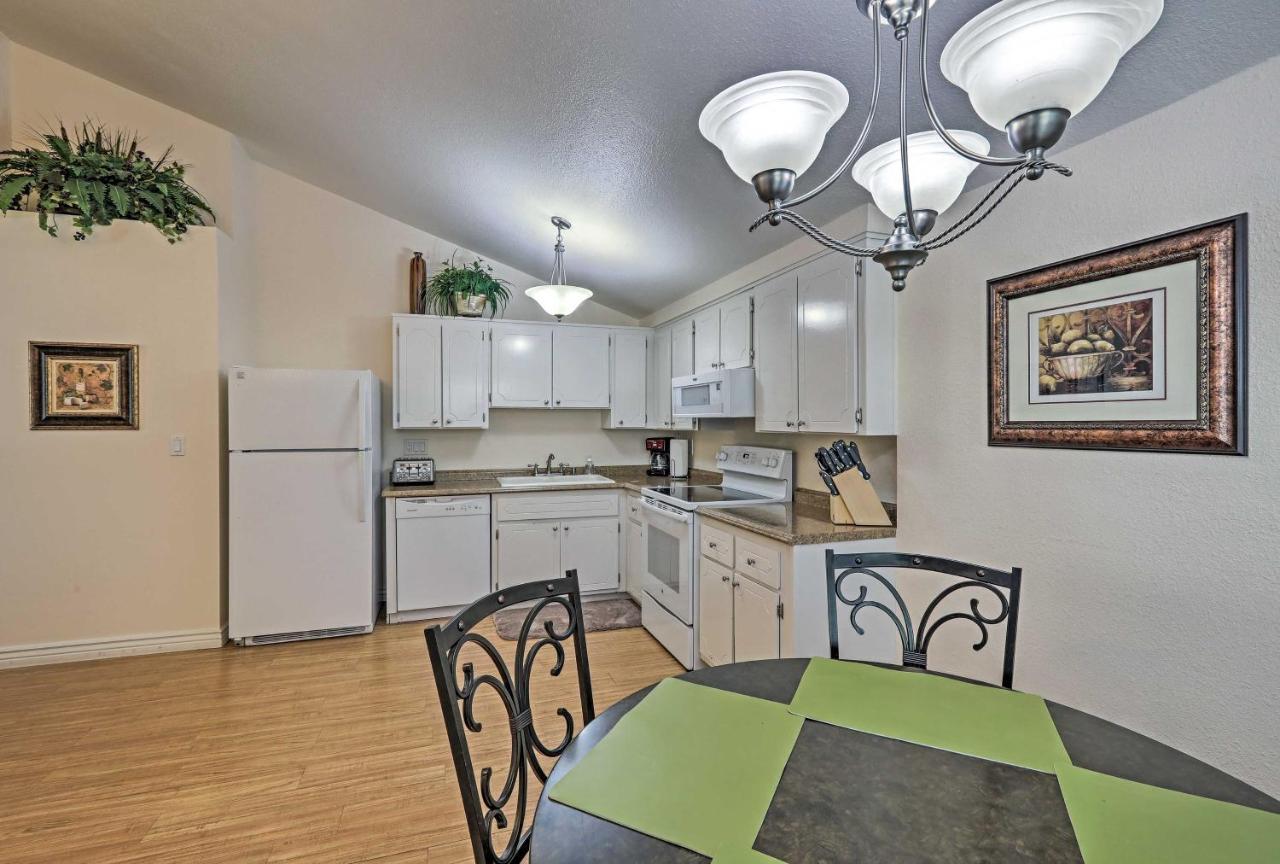 Flagstaff Townhome With Deck Easy Access Downtown! Luaran gambar